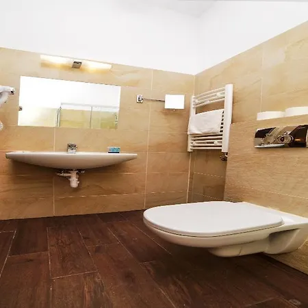 Apart-hotel Grodzka Royal 3*
