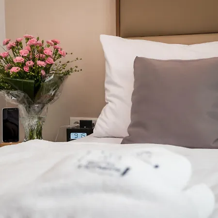 Grodzka Royal Apartahotel 3*